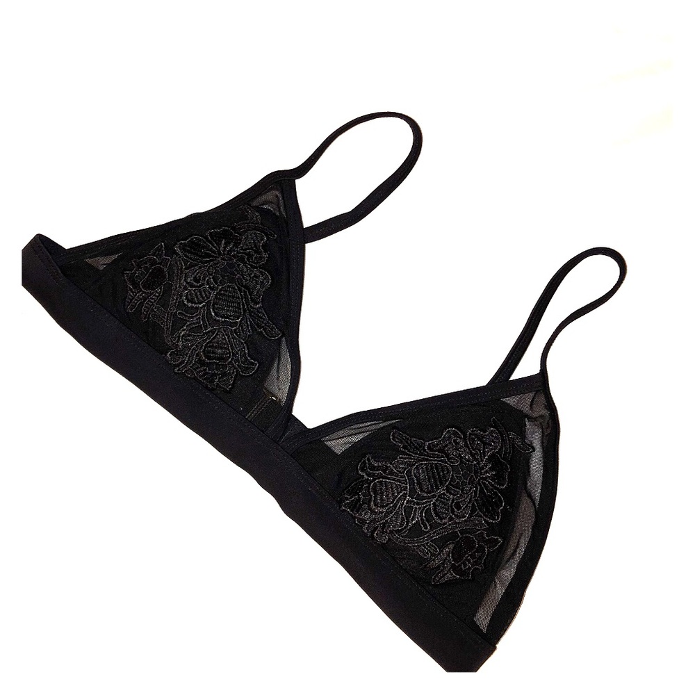 Black bikini top